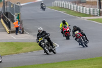 Vintage-motorcycle-club;eventdigitalimages;mallory-park;mallory-park-trackday-photographs;no-limits-trackdays;peter-wileman-photography;trackday-digital-images;trackday-photos;vmcc-festival-1000-bikes-photographs